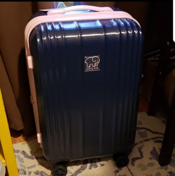 NWT Ivory Ella Suitcase - Picture 2 of 6